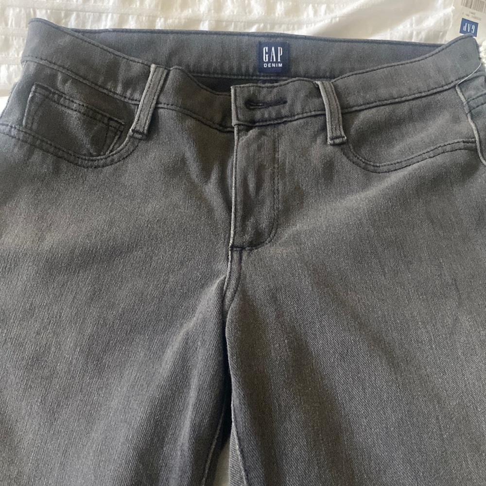 Gap jegging.